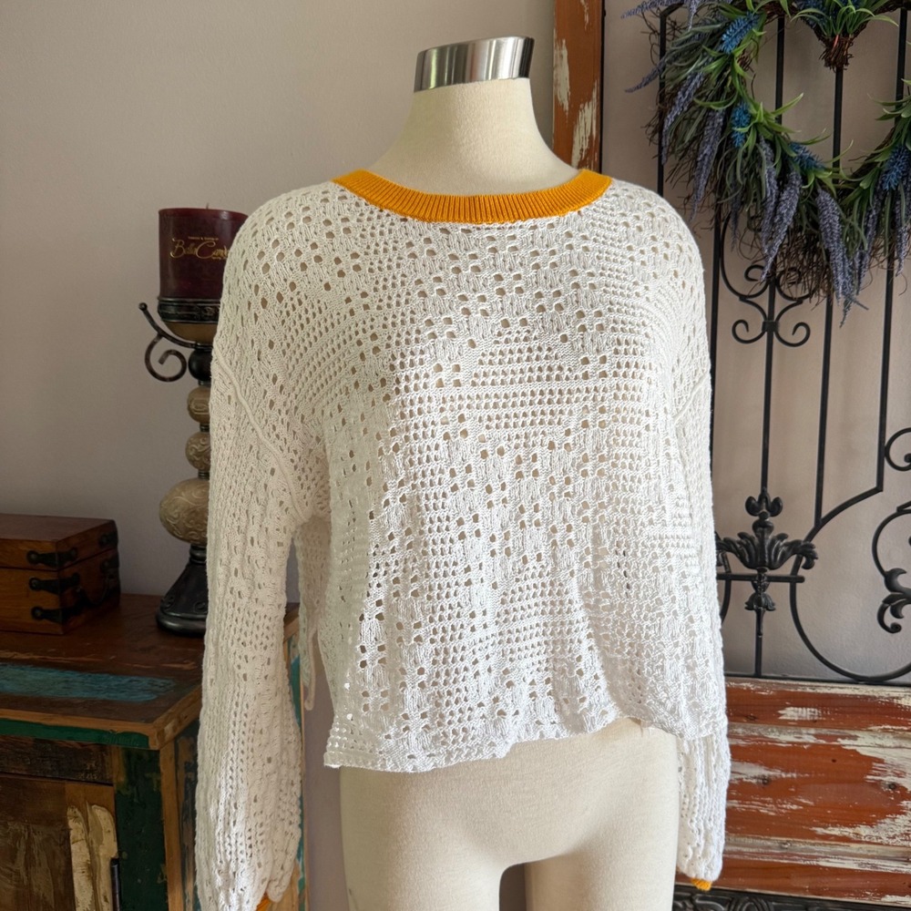 Free People Sweater Women Small White Orange Boho Cropped Pullover Oversized